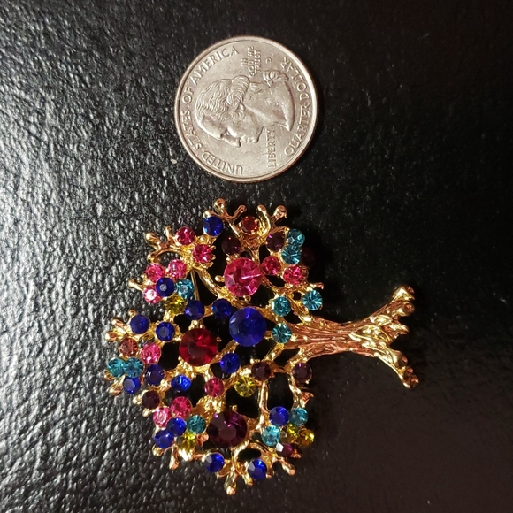 Tree Brooch - Picture 3 of 4